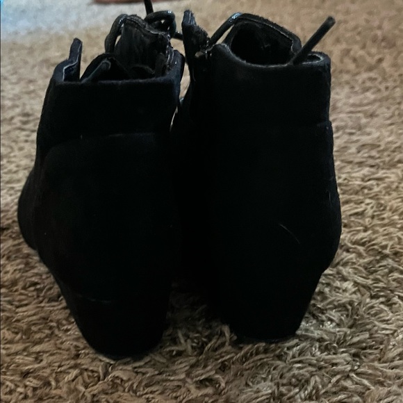 Youth girl’s Dream Pairs boots (black/quarter zip), Size 3: $10 - Picture 11 of 12